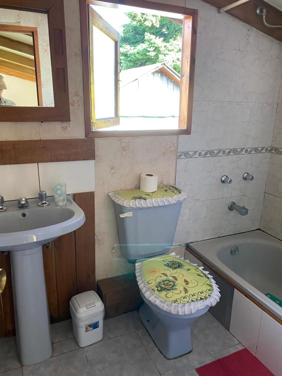 Hostal Klaus Пукон Екстер'єр фото